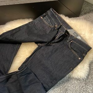 Volcom men’s jeans never worn 32